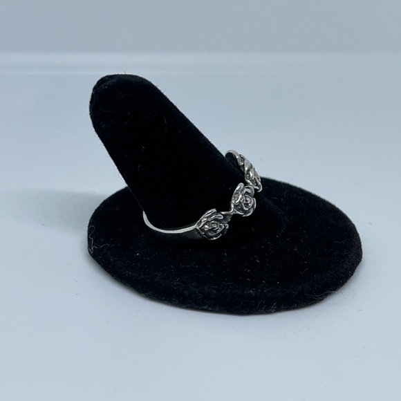 Sterling Silver (925) Rose Bud Ring - Picture 2 of 4